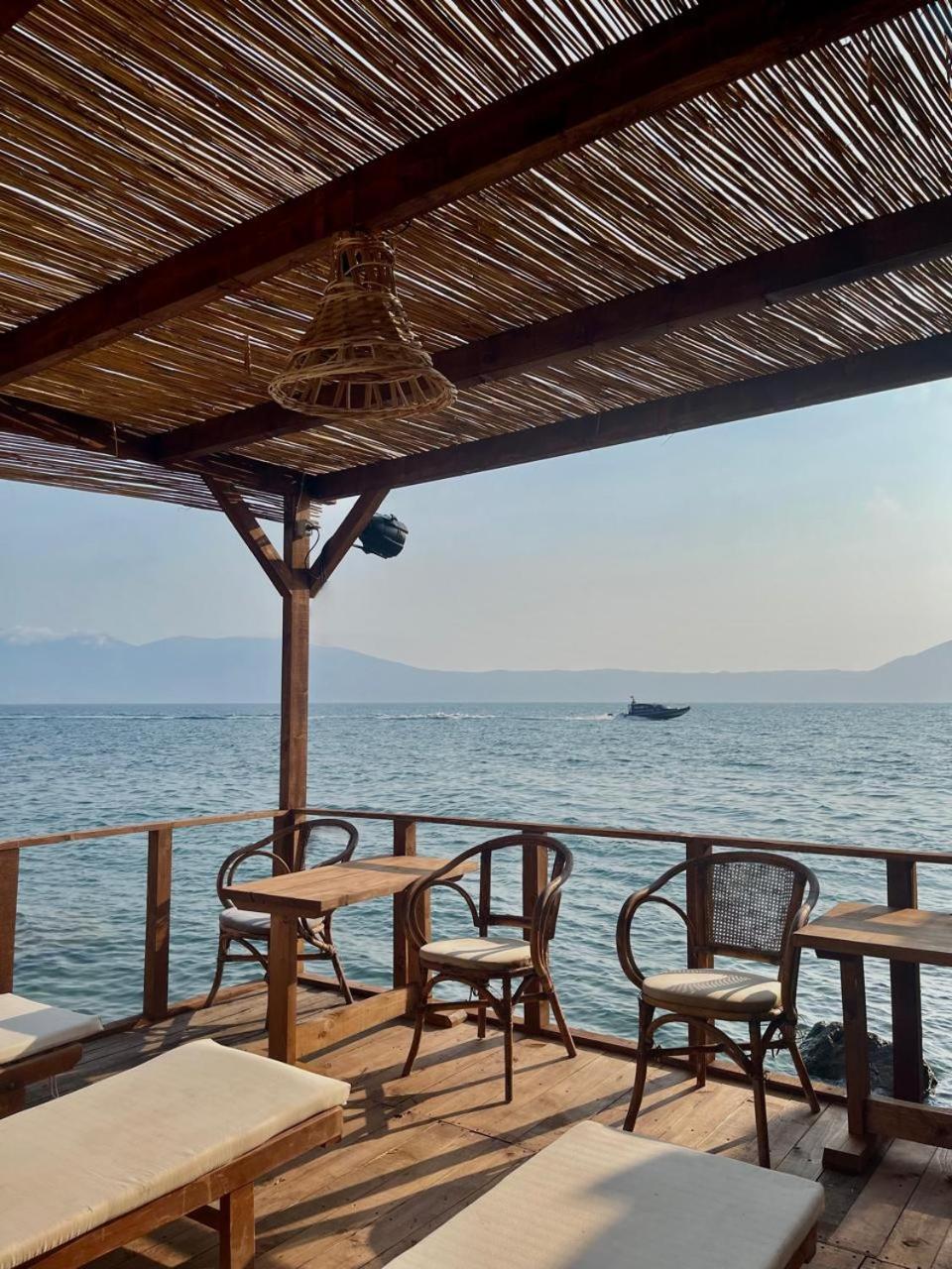 Vlorë Envi Hotel מראה חיצוני תמונה