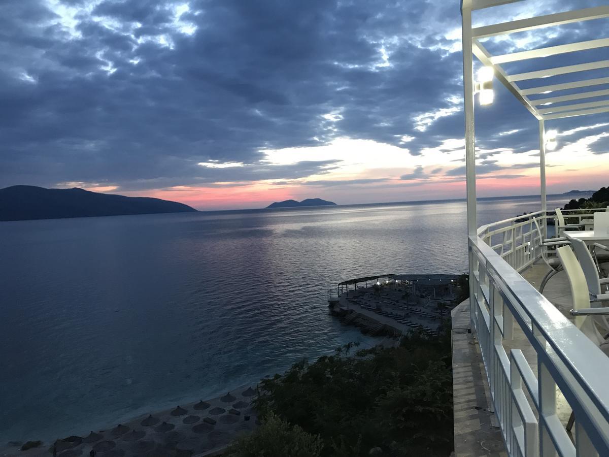 Vlorë Envi Hotel מראה חיצוני תמונה