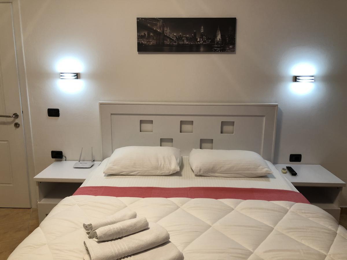 Vlorë Envi Hotel מראה חיצוני תמונה