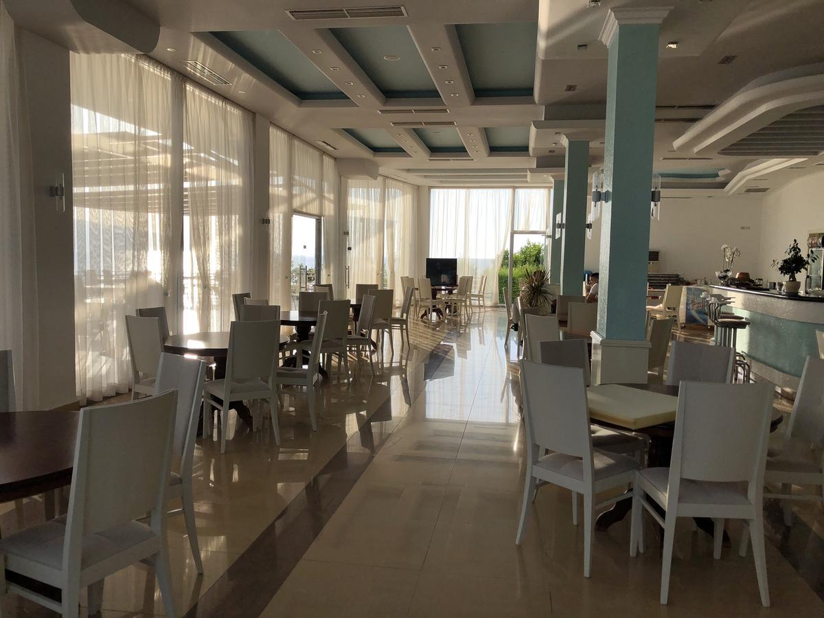 Vlorë Envi Hotel מראה חיצוני תמונה