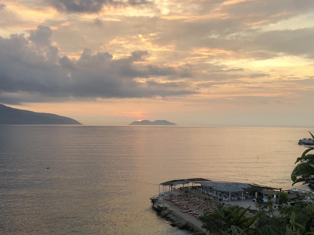 Vlorë Envi Hotel מראה חיצוני תמונה