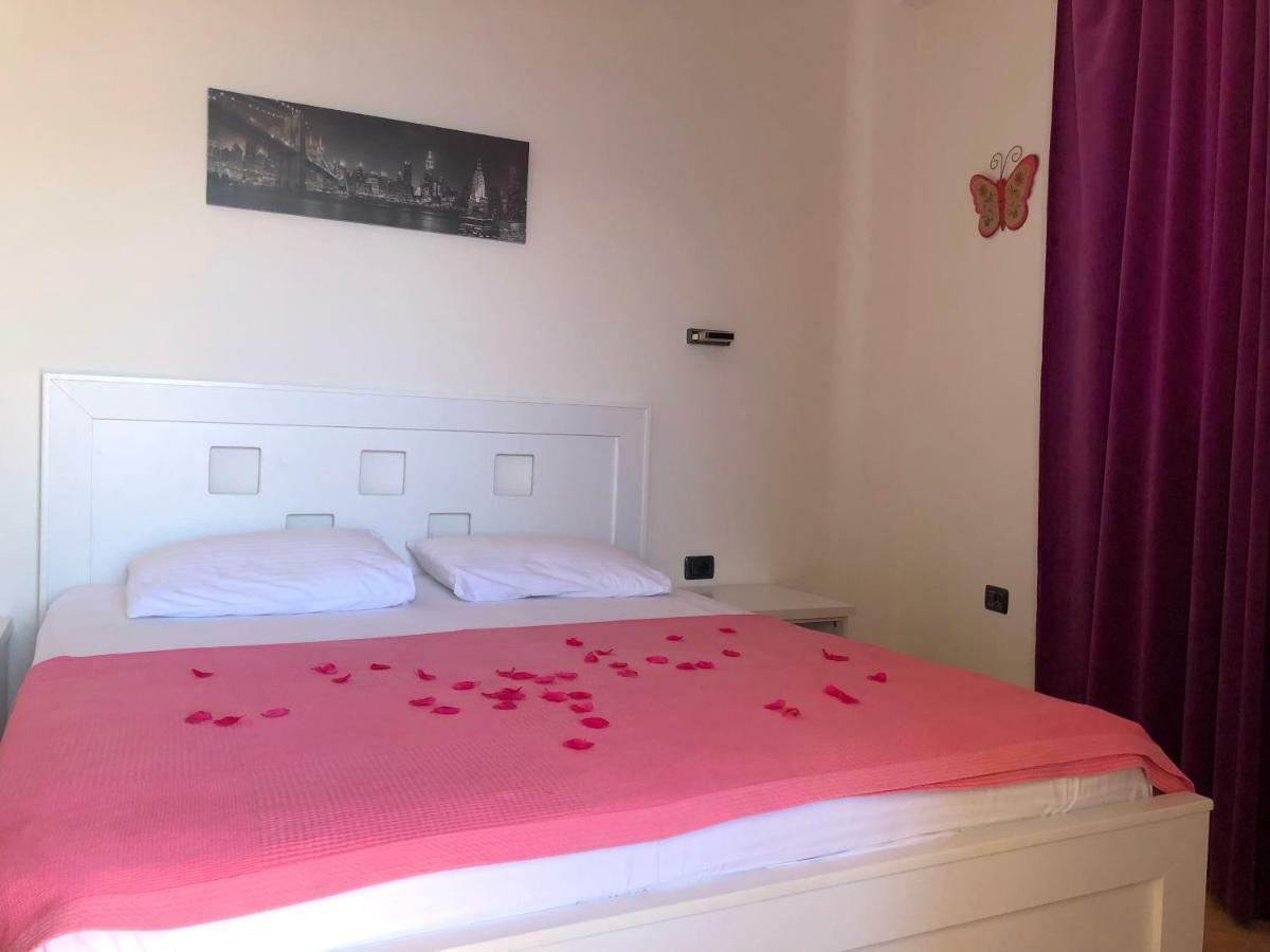 Vlorë Envi Hotel מראה חיצוני תמונה