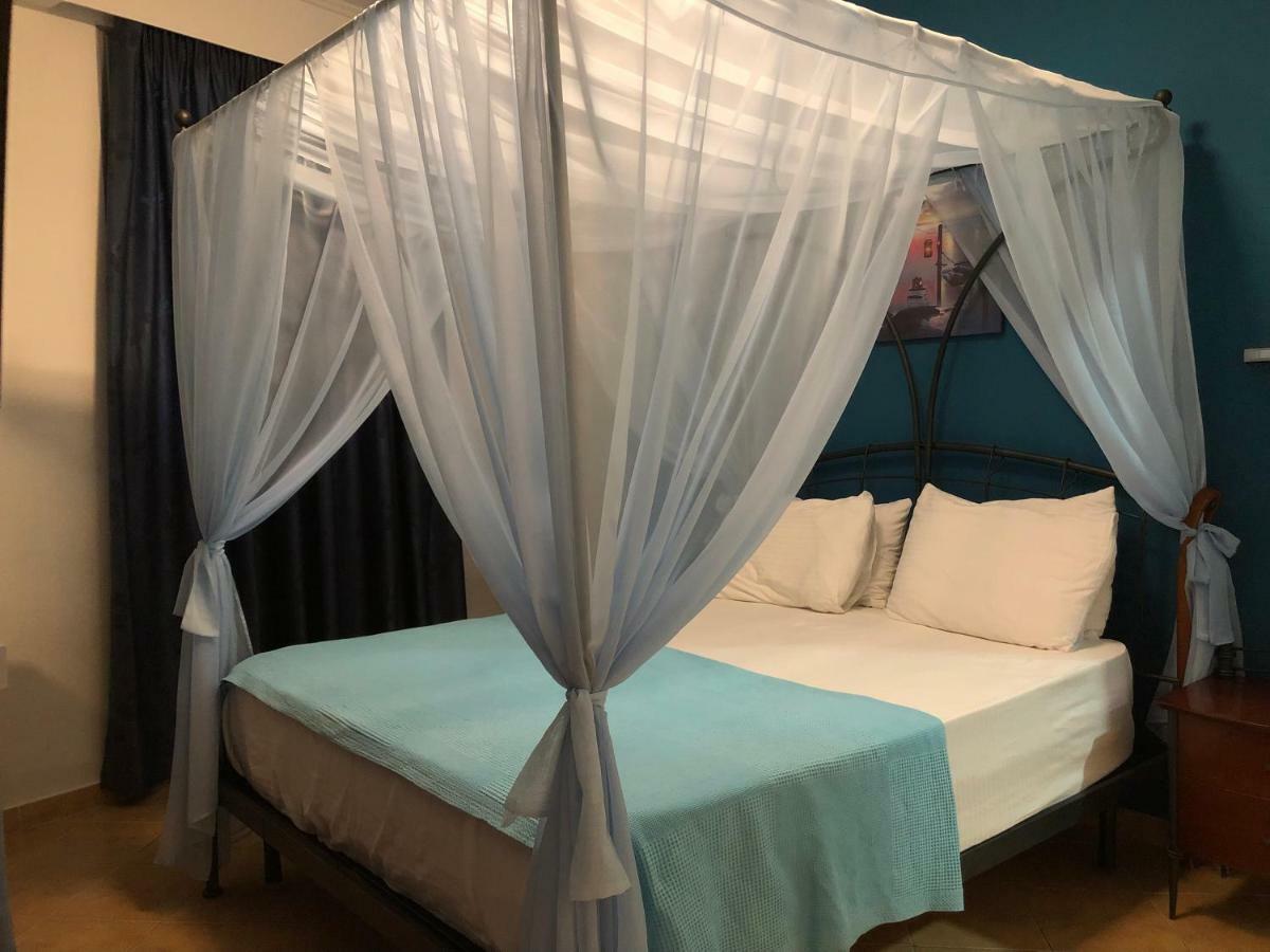 Vlorë Envi Hotel מראה חיצוני תמונה